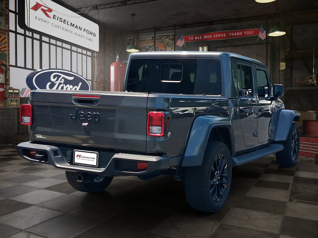 Used 2025 Jeep Gladiator Sport AWD/4WD image 6