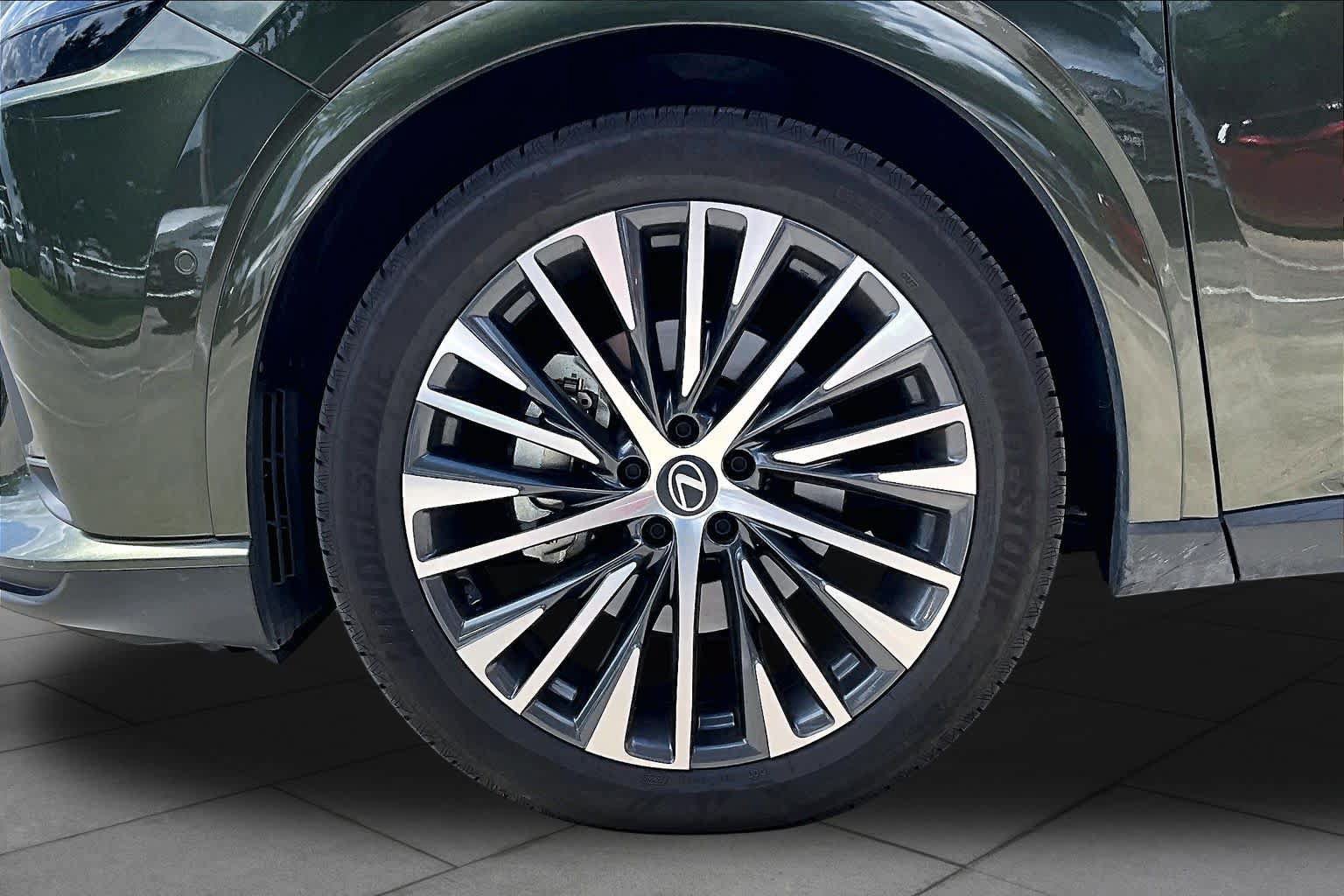 Used 2026 Lexus RX 350 Premium Plus w/ Convenience Package FWD image 9