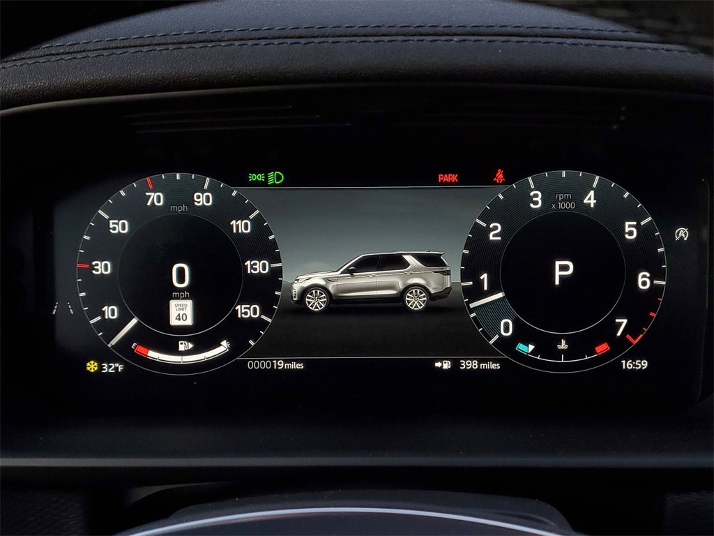 New 2026 Land Rover Discovery Limited Edition image 15