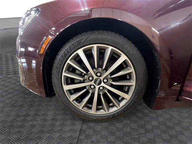 Used 2017 Lincoln MKZ Premiere image 14