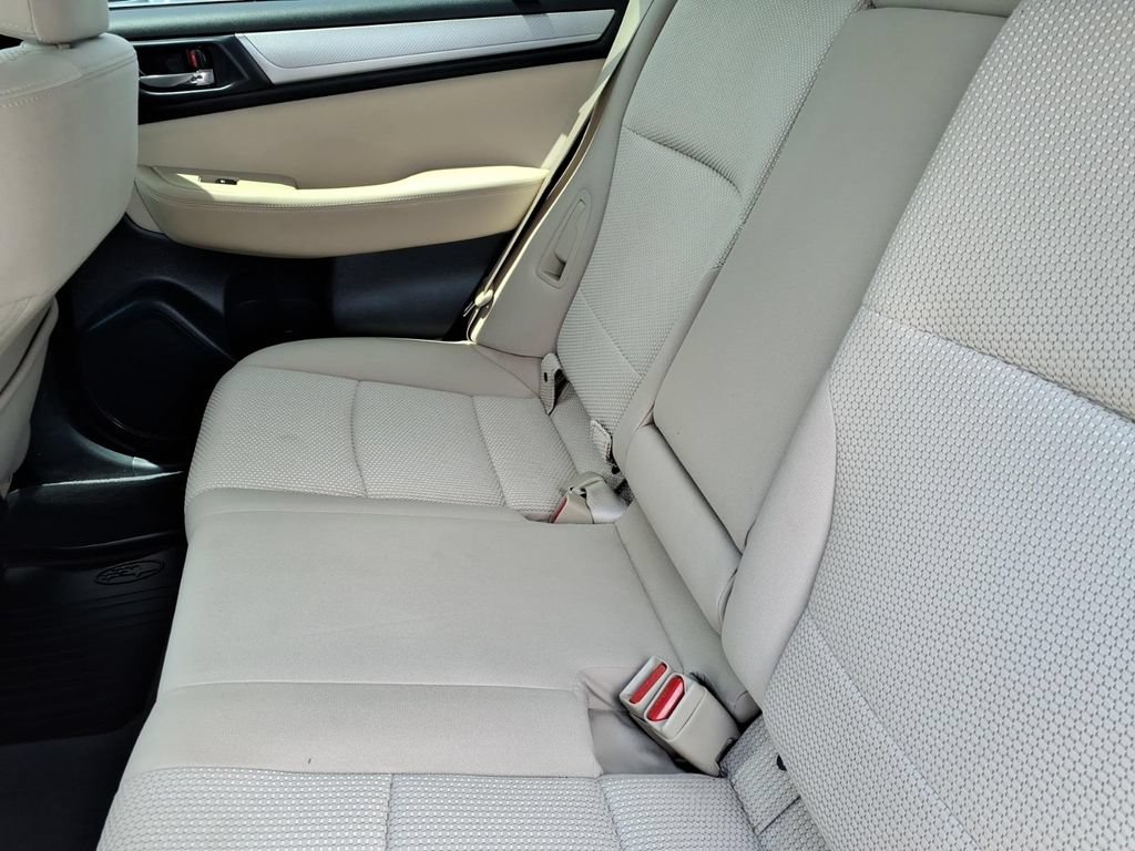 Used 2019 Subaru Outback 2.5i Premium AWD/4WD image 16