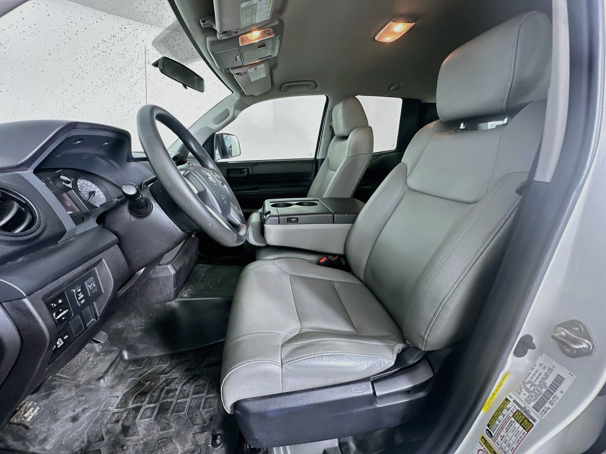Used 2015 Toyota Tundra SR w/ Tow Package RWD image 13