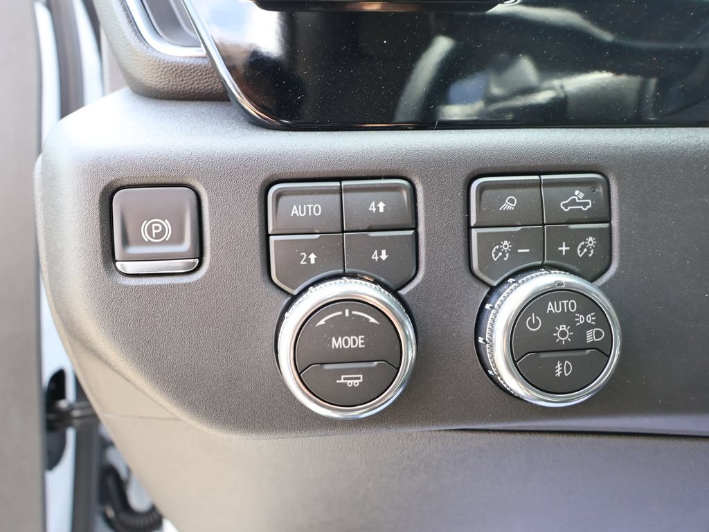 New 2026 GMC Sierra 1500 SLT w/ SLT Premium Package AWD/4WD image 13