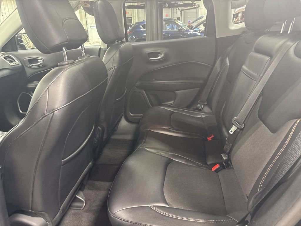Used 2018 Jeep Compass Latitude w/ Cold Weather Group image 22