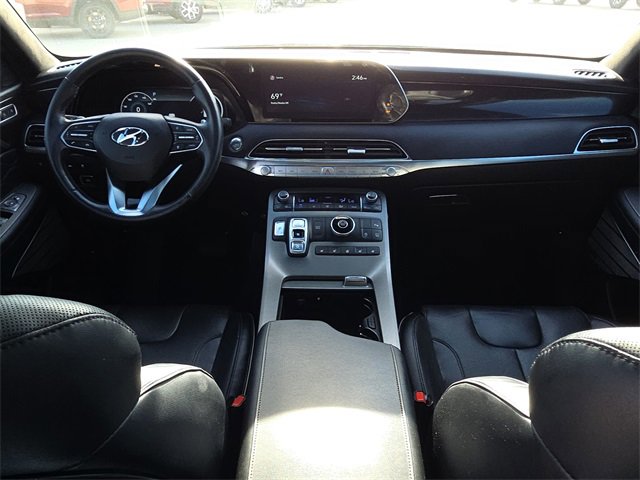 Used 2021 Hyundai Palisade Calligraphy image 11