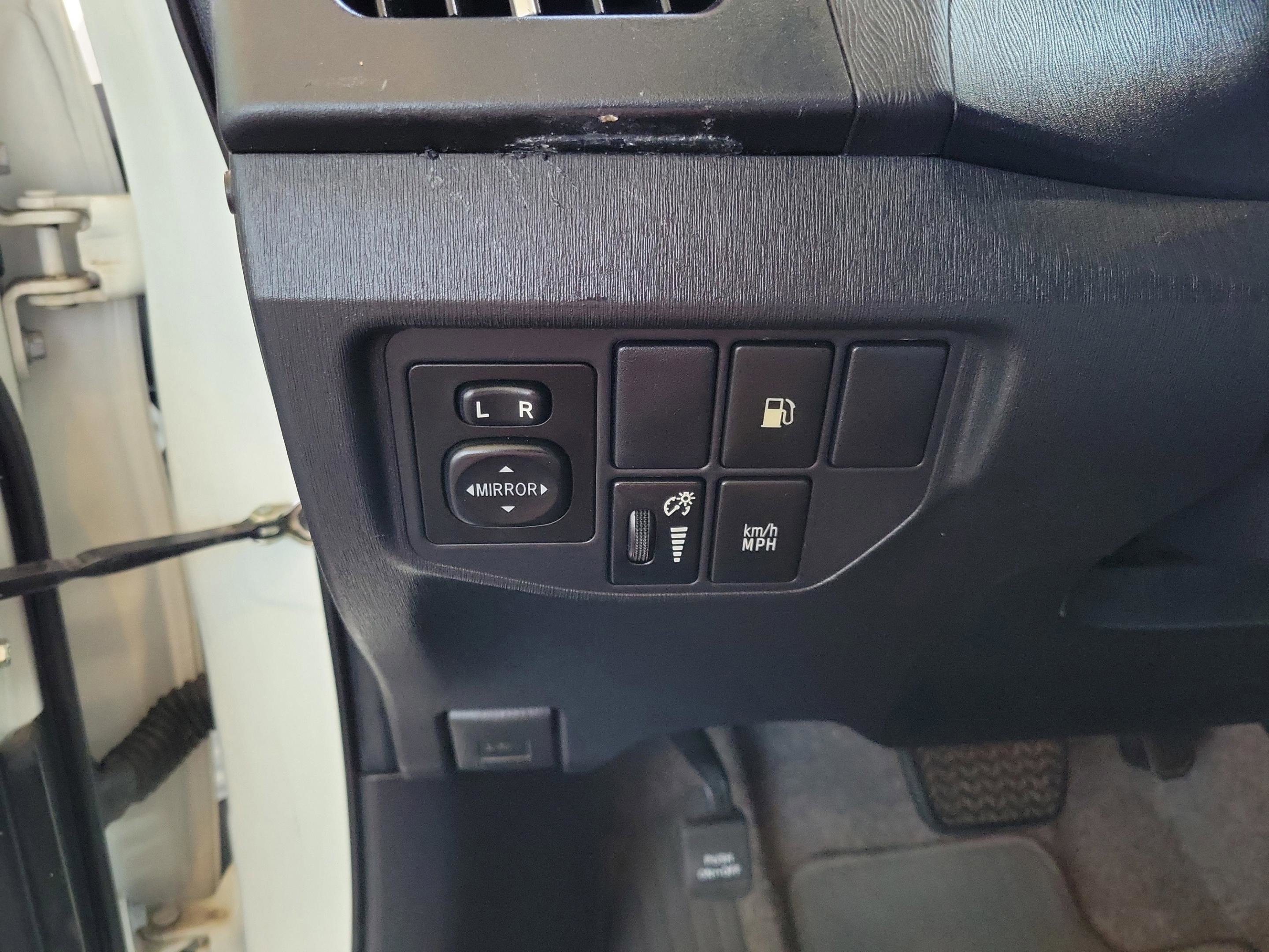 Used 2013 Toyota Prius Prime Plug-In Hybrid image 15