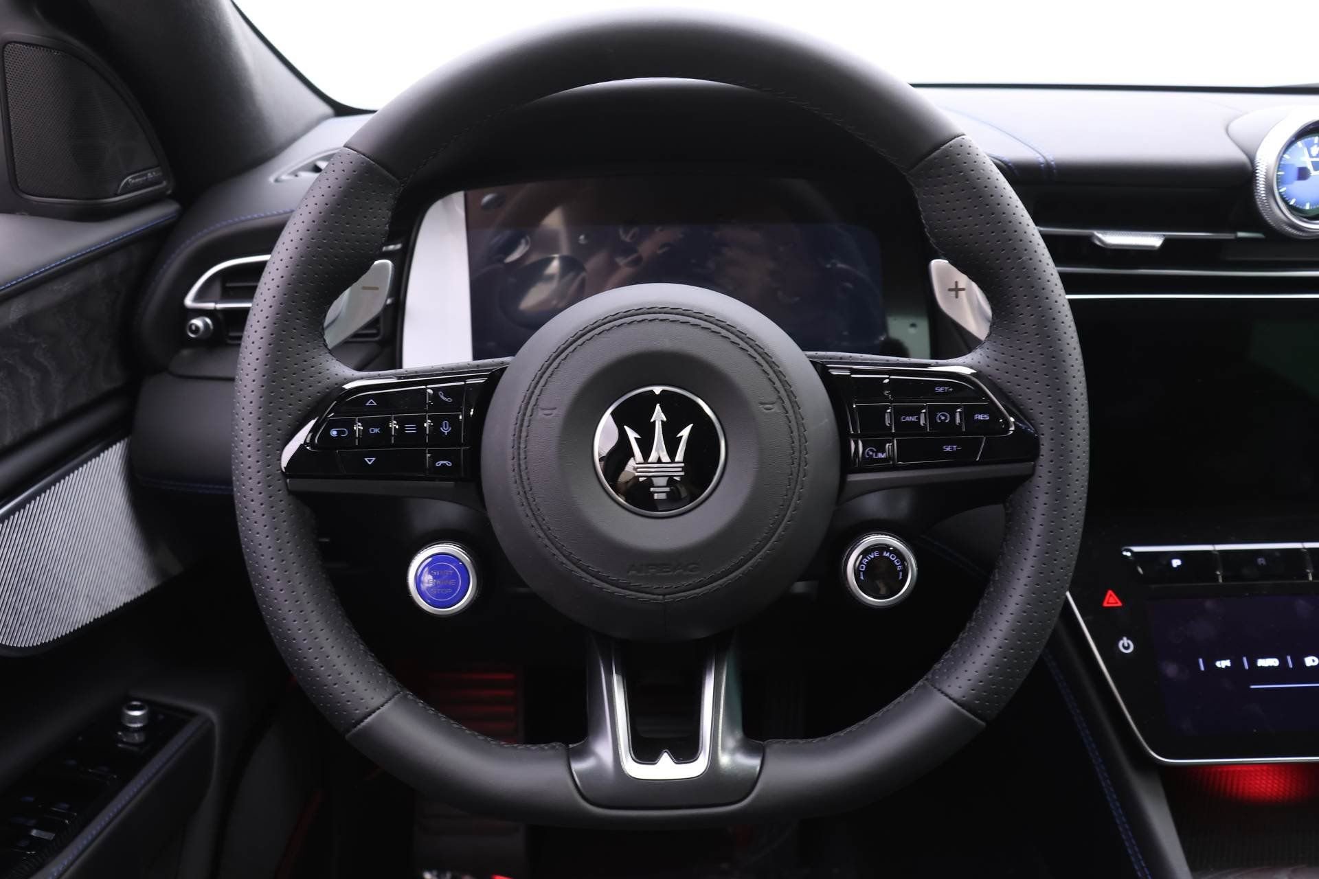 New 2025 Maserati Grecale Modena AWD/4WD image 13