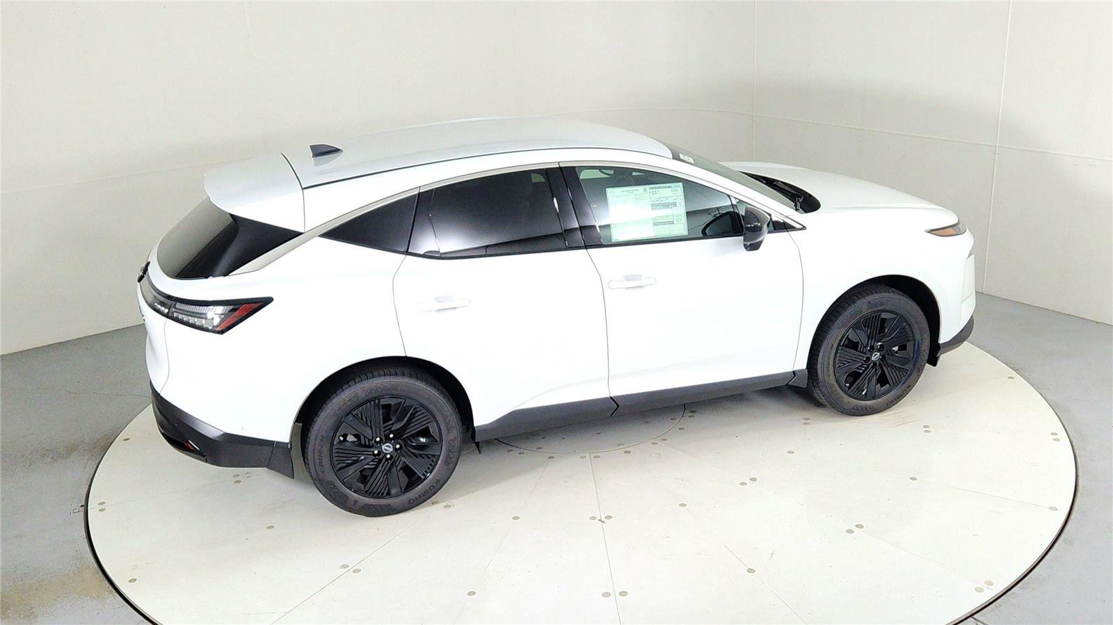 Used 2025 Nissan Murano SV image 42