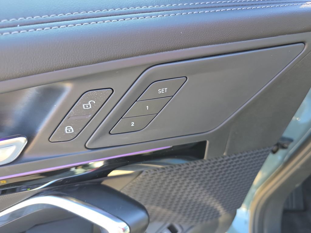 Used 2024 BMW X1 xDrive28i w/ Convenience Package image 22