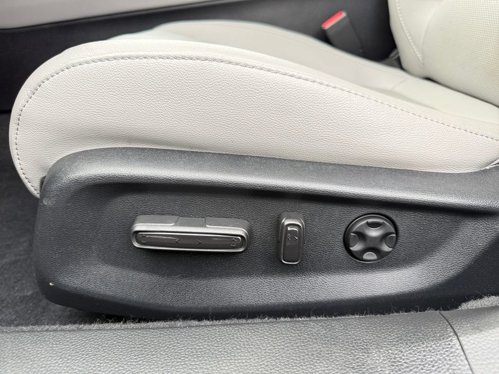 Used 2020 Honda Accord EX-L image 10
