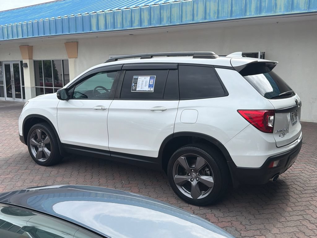 Used 2021 Honda Passport Touring image 3