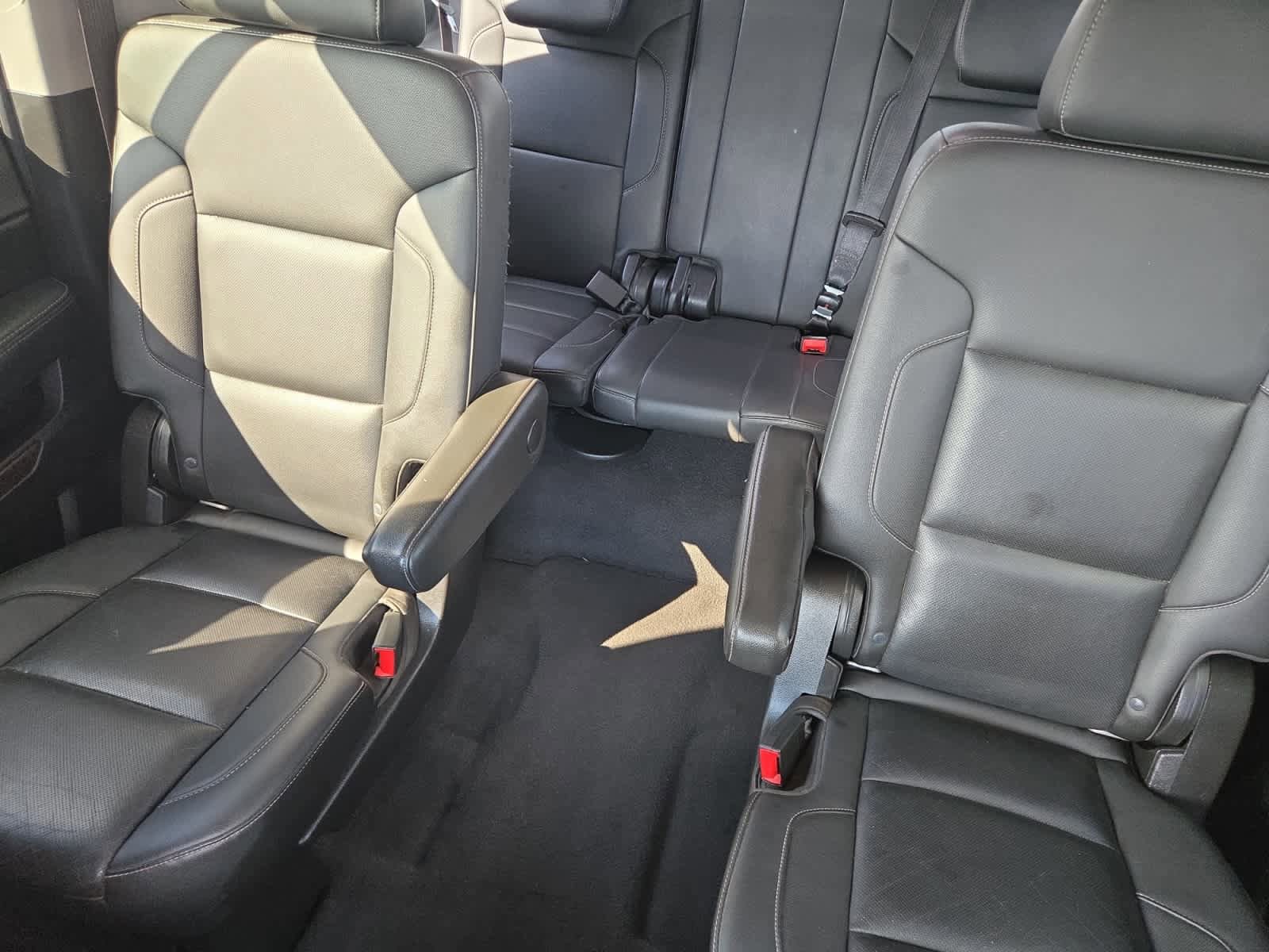 Used 2019 GMC Yukon XL SLT AWD/4WD image 13