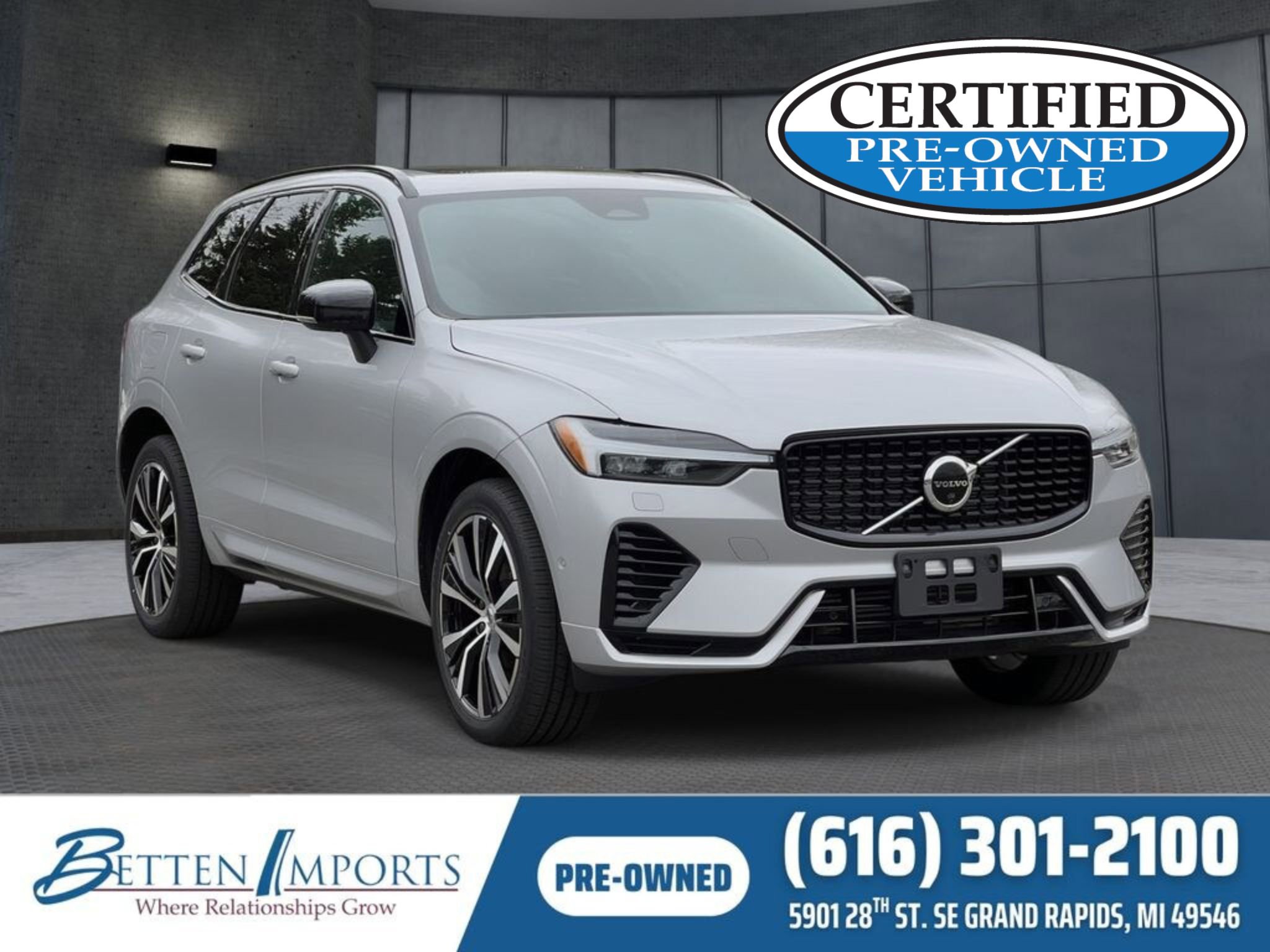 Used 2023 Volvo XC60 T8 Ultimate w/ Climate Package AWD/4WD image 1