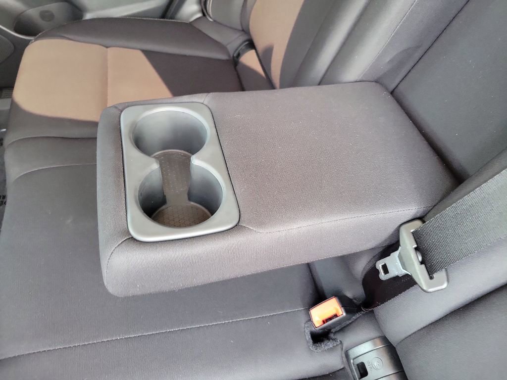 Used 2023 Nissan Rogue S image 21