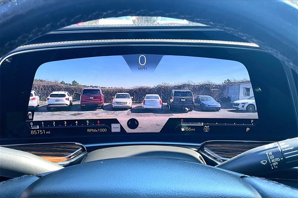 Used 2021 Cadillac Escalade Premium Luxury image 13