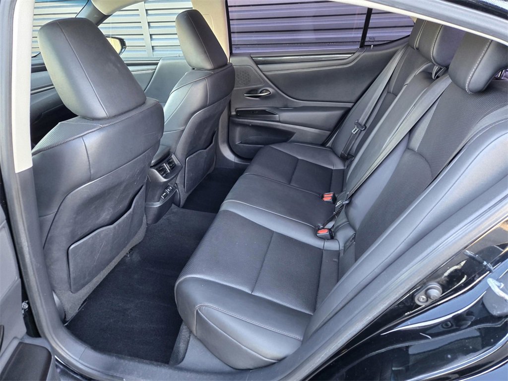 Used 2019 Lexus ES 350 image 10