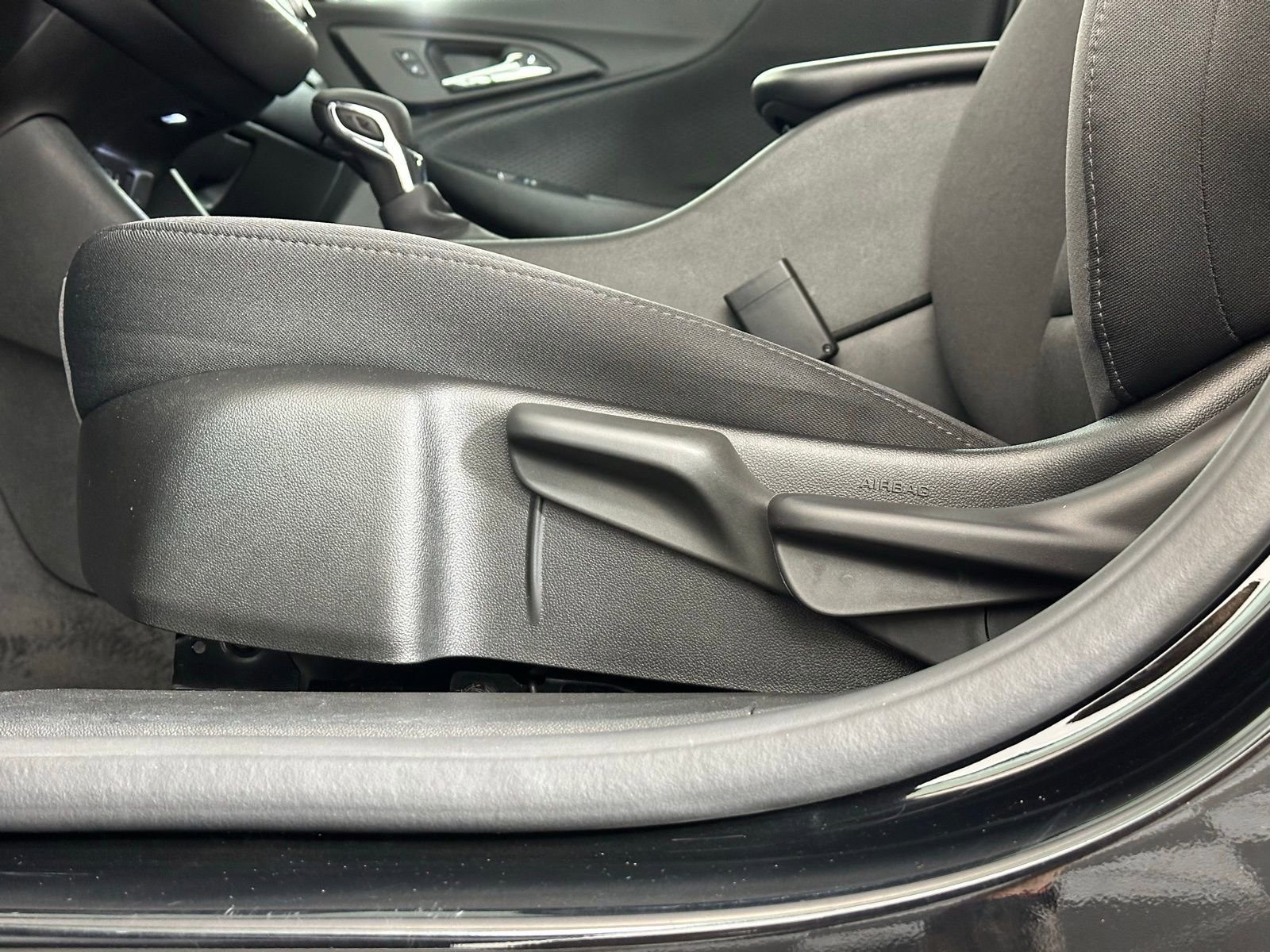 Used 2025 Chevrolet Malibu LS w/ LPO, Floor Liner Package image 7
