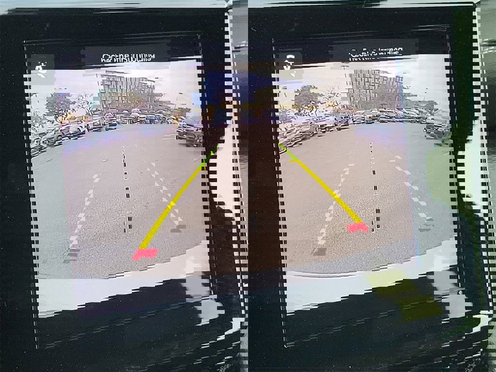 Used 2024 Jeep Grand Cherokee L Laredo image 18