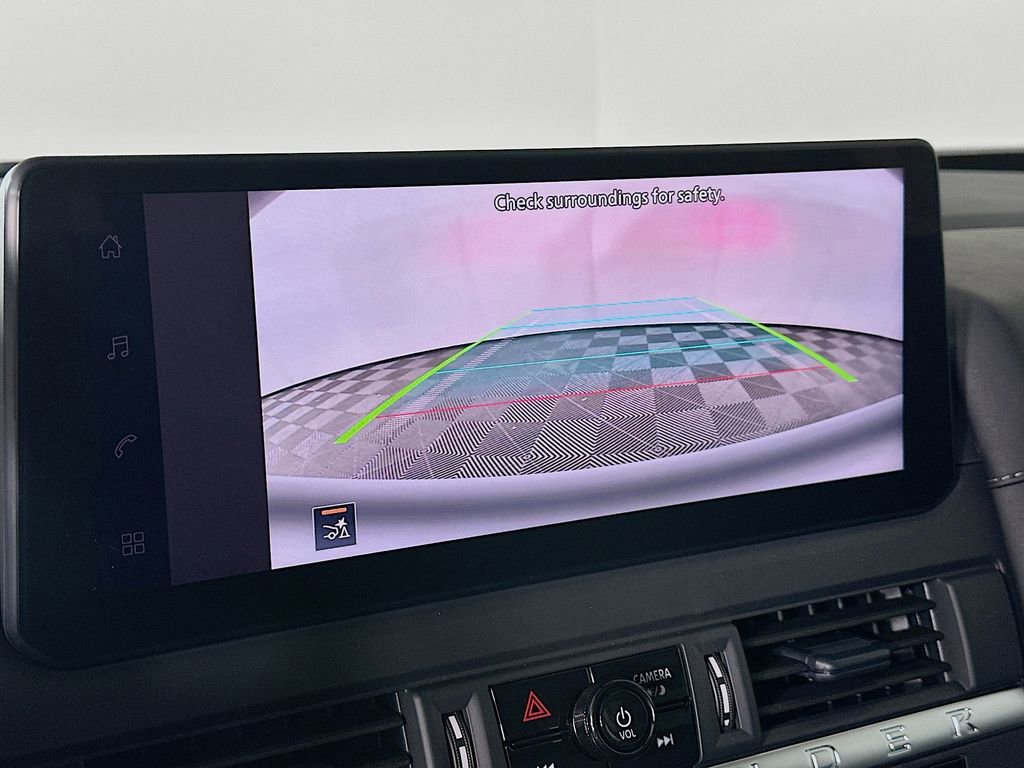 New 2026 Nissan Pathfinder S image 17