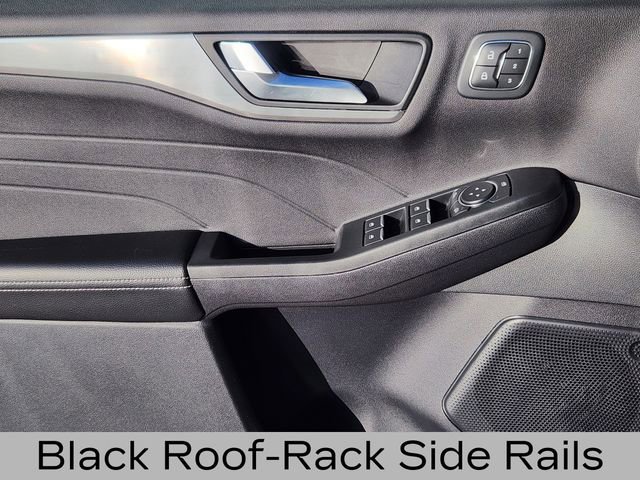 Certified 2022 Ford Escape Titanium w/ Class II Trailer Tow Package image 12