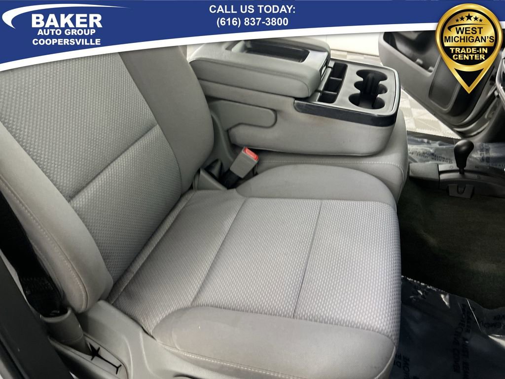 Used 2018 Chevrolet Silverado 1500 Custom w/ Custom Value Package image 26