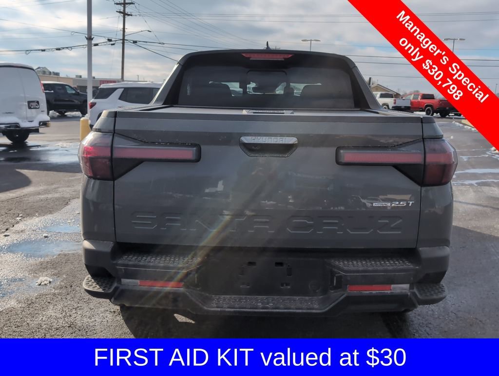 Used 2024 Hyundai Santa Cruz Night image 6