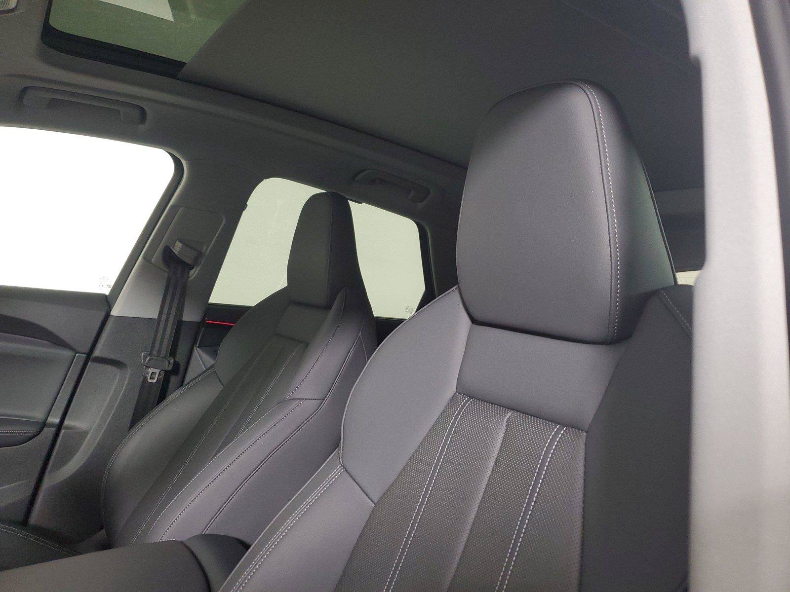 Used 2025 Audi Q5 Premium Plus AWD/4WD image 23