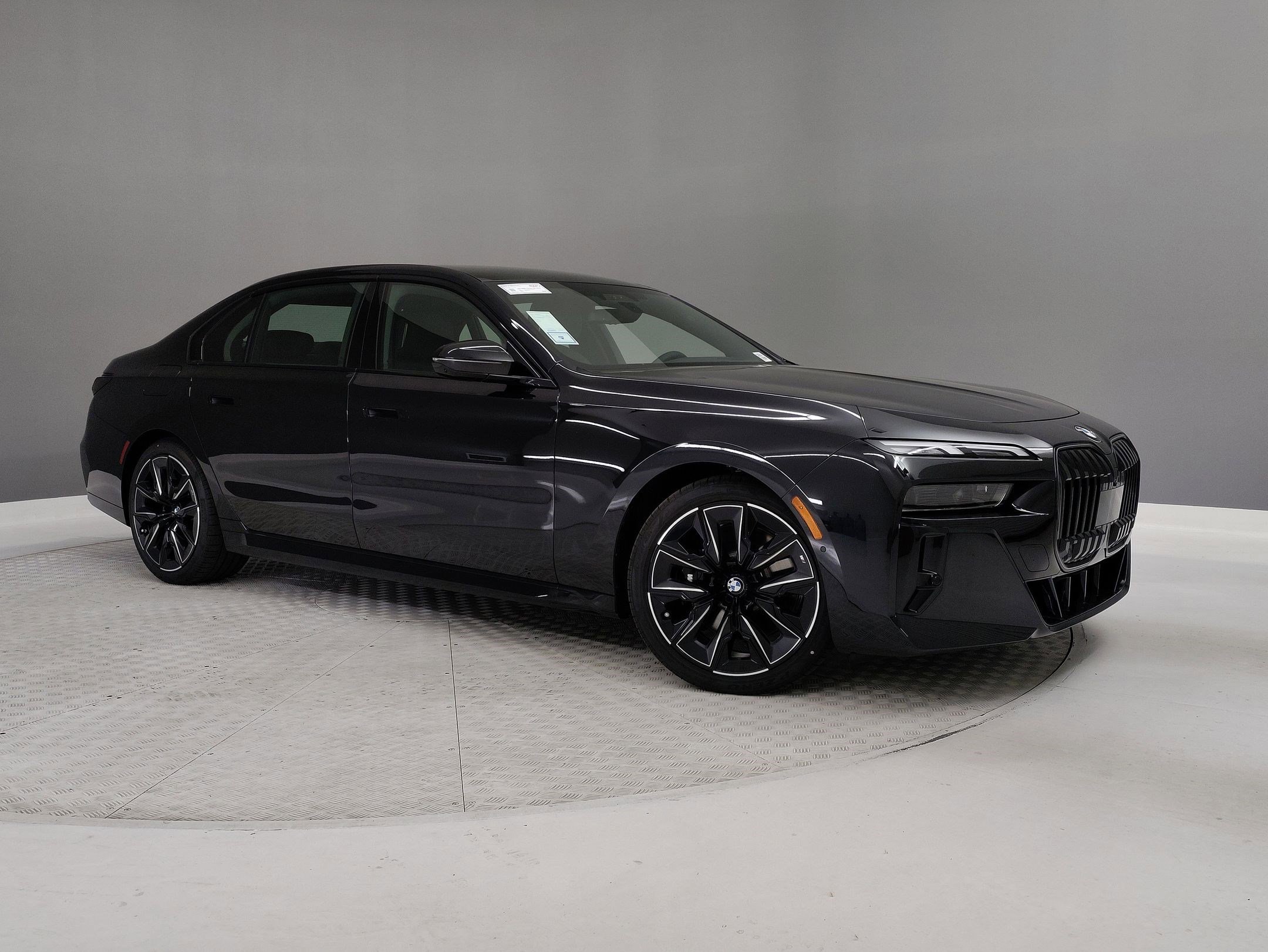 New 2025 BMW 760i xDrive image 28