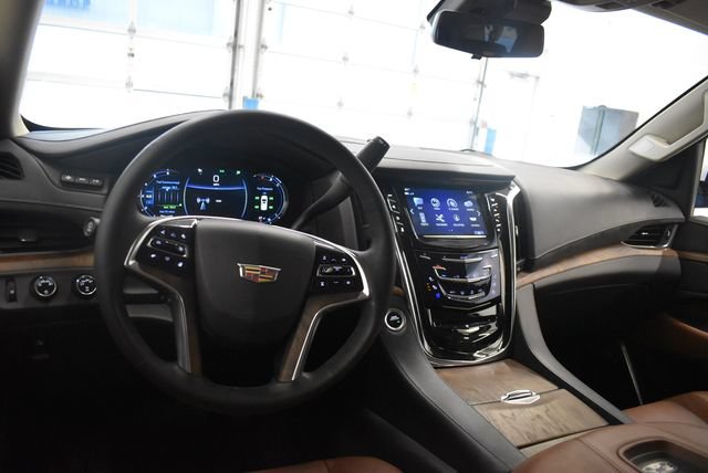 Used 2017 Cadillac Escalade ESV Premium Luxury AWD/4WD image 23