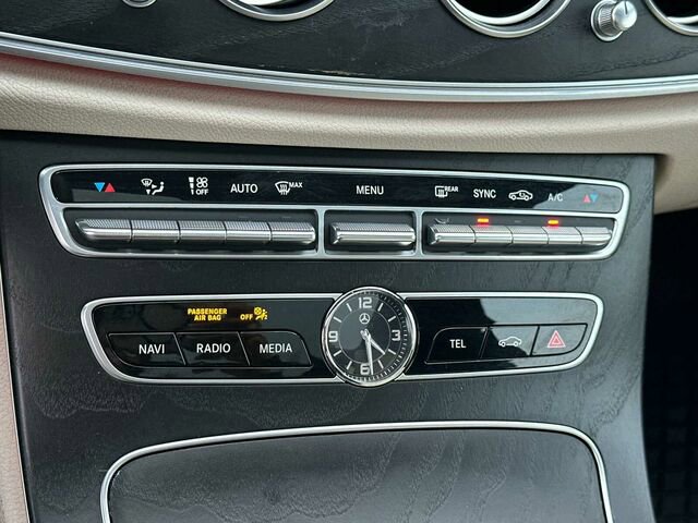 Used 2018 Mercedes-Benz E 300 image 26