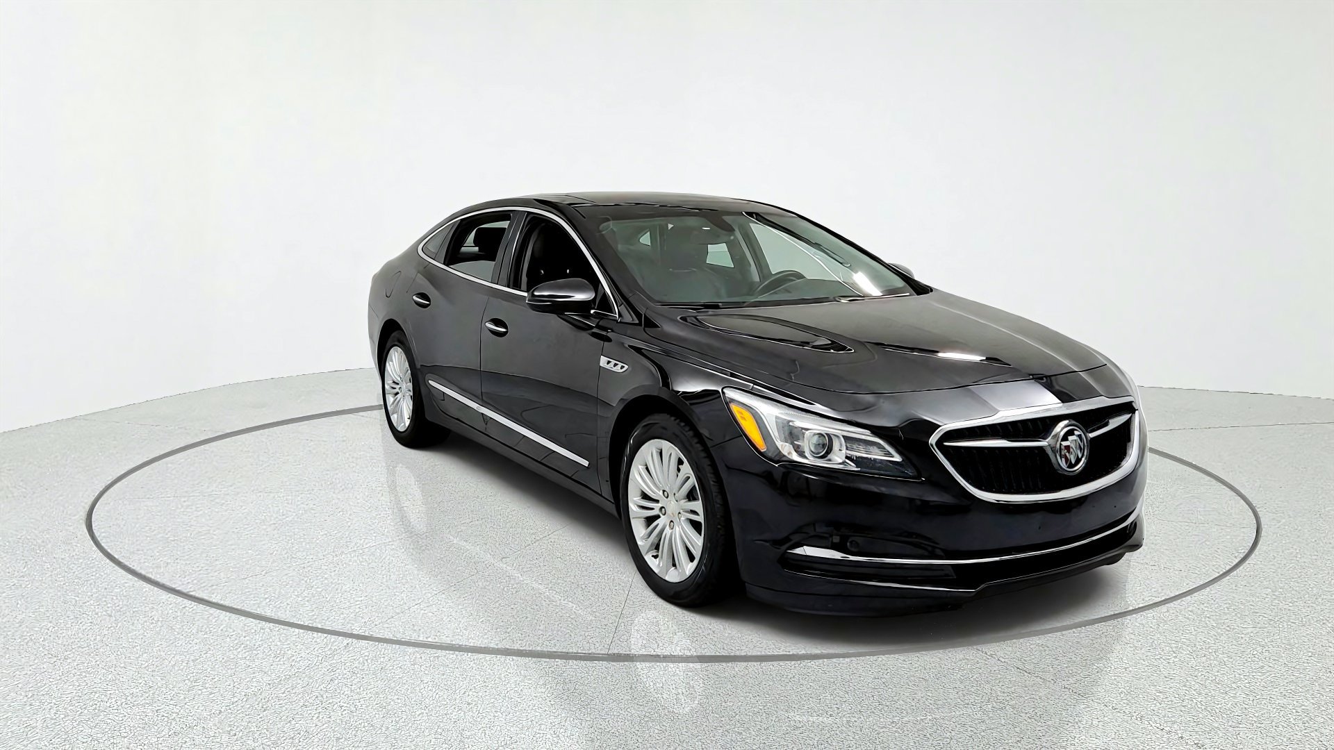 Used 2019 Buick LaCrosse Essence w/ Sun and Shade Package FWD image 7