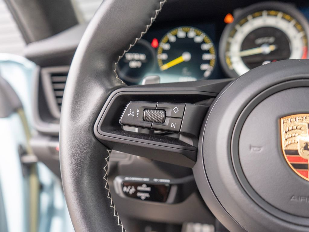 Used 2022 Porsche 911 GT3 image 19