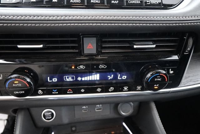 Used 2023 Nissan Rogue Platinum w/ Platinum Premium Package AWD/4WD image 33