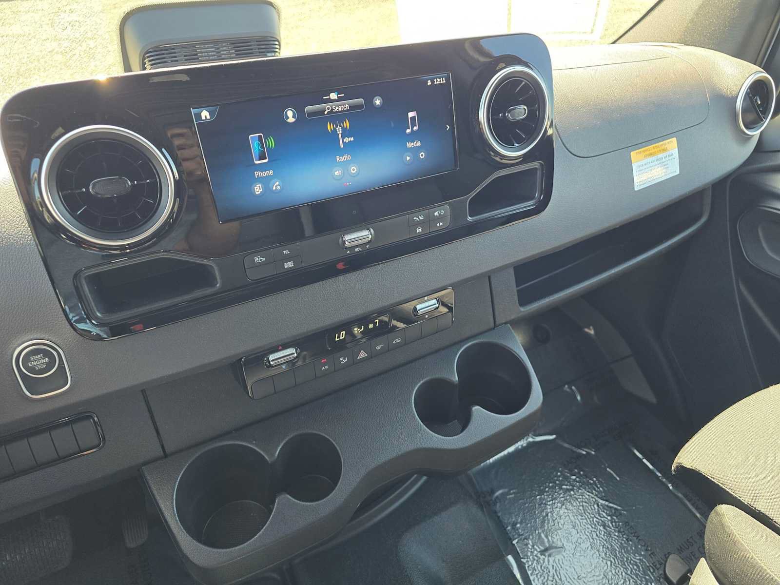 Used 2025 Mercedes-Benz Sprinter 2500 image 24