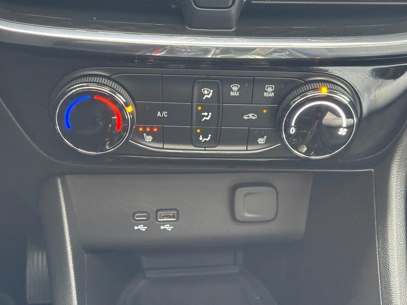 Certified 2025 Buick Encore GX Sport Touring w/ Experience Buick Package image 22