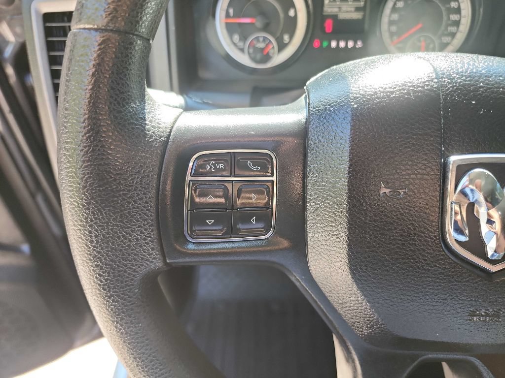 Used 2018 RAM 3500 Tradesman w/ Chrome Appearance Group AWD/4WD image 17