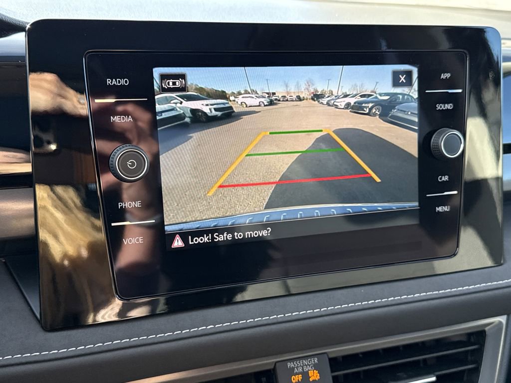 New 2026 Volkswagen Taos SE image 29