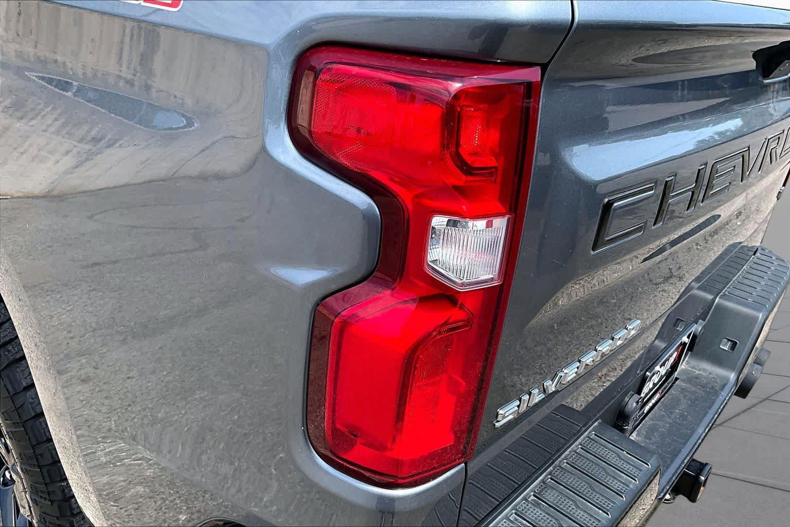 Used 2020 Chevrolet Silverado 1500 LT Trail Boss AWD/4WD image 28
