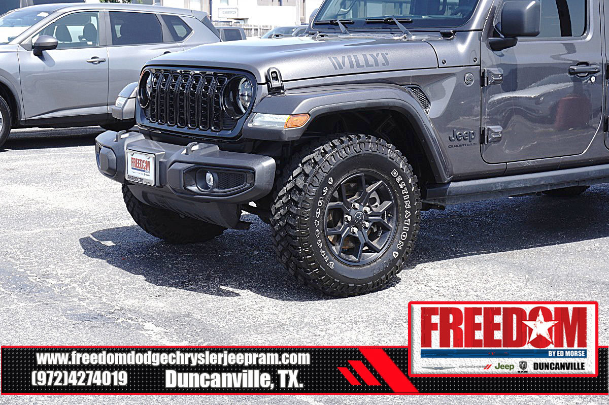 Used 2024 Jeep Gladiator Sport AWD/4WD image 43