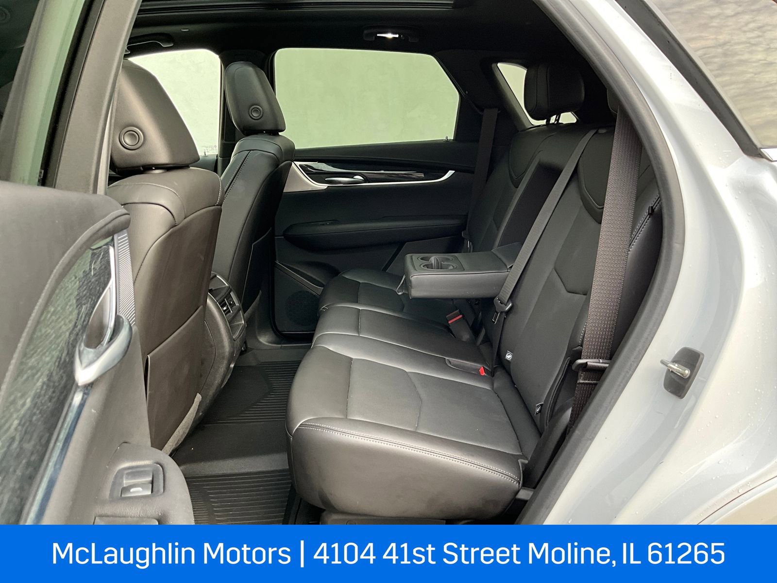 Certified 2022 Cadillac XT5 Premium Luxury w/ LPO, Floor Liner Package image 33