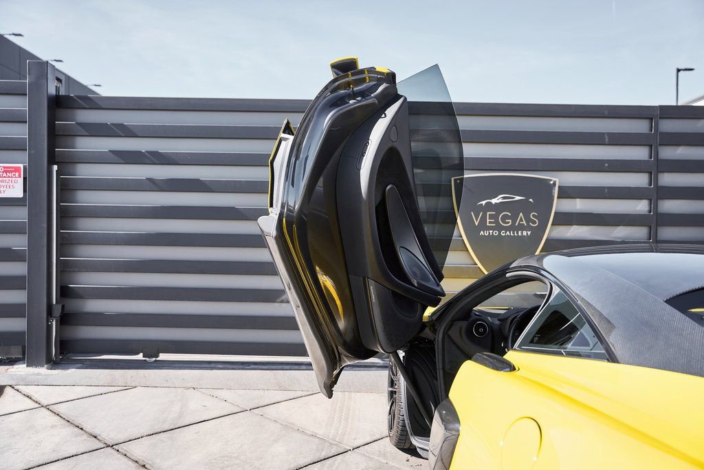 Used 2019 McLaren 600LT image 27