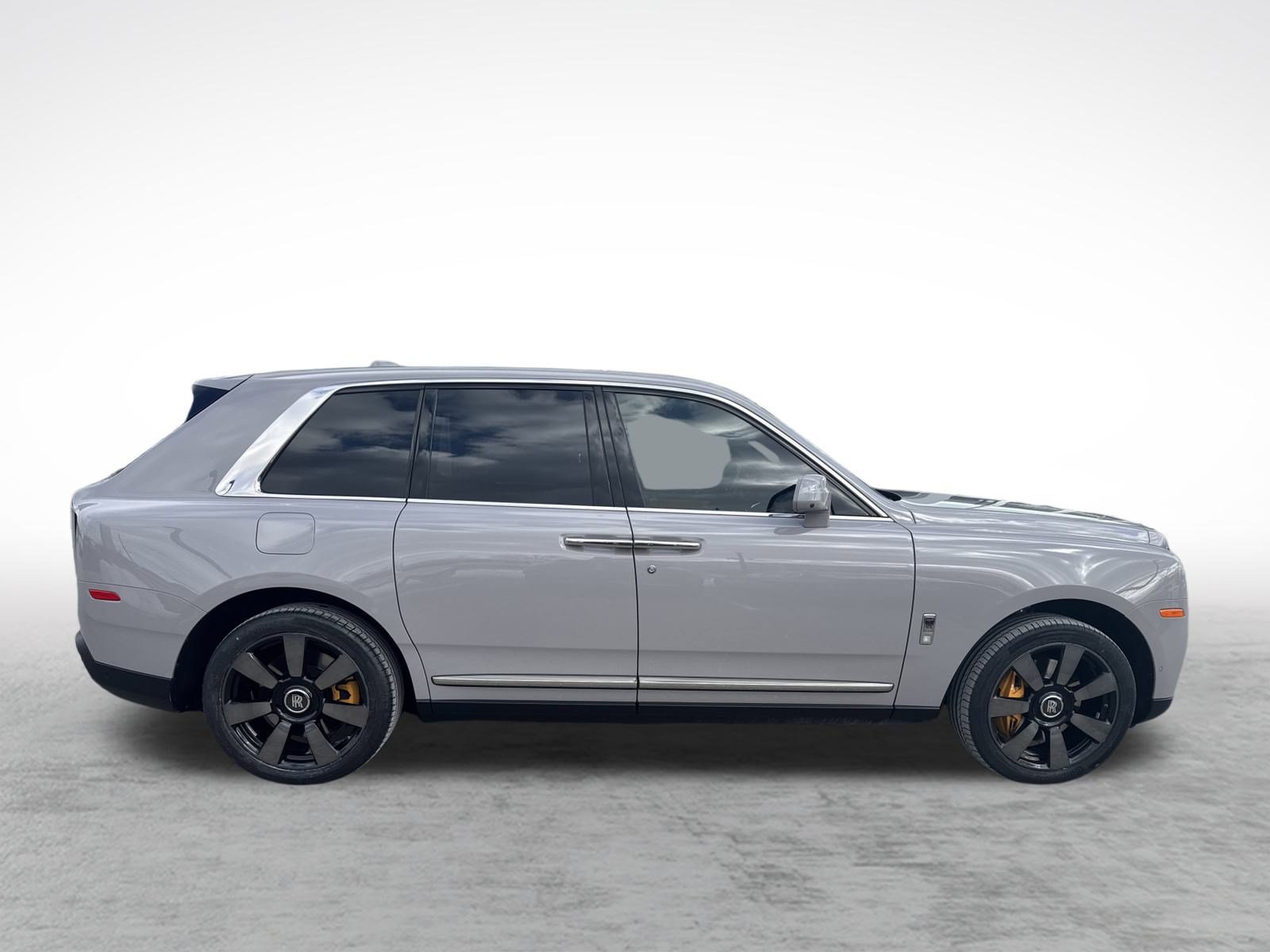 Certified 2024 Rolls-Royce Cullinan w/ Interior Detailing Package AWD/4WD image 10