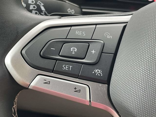 Certified 2026 Volkswagen Atlas SE w/ Black Wheel Package FWD image 22