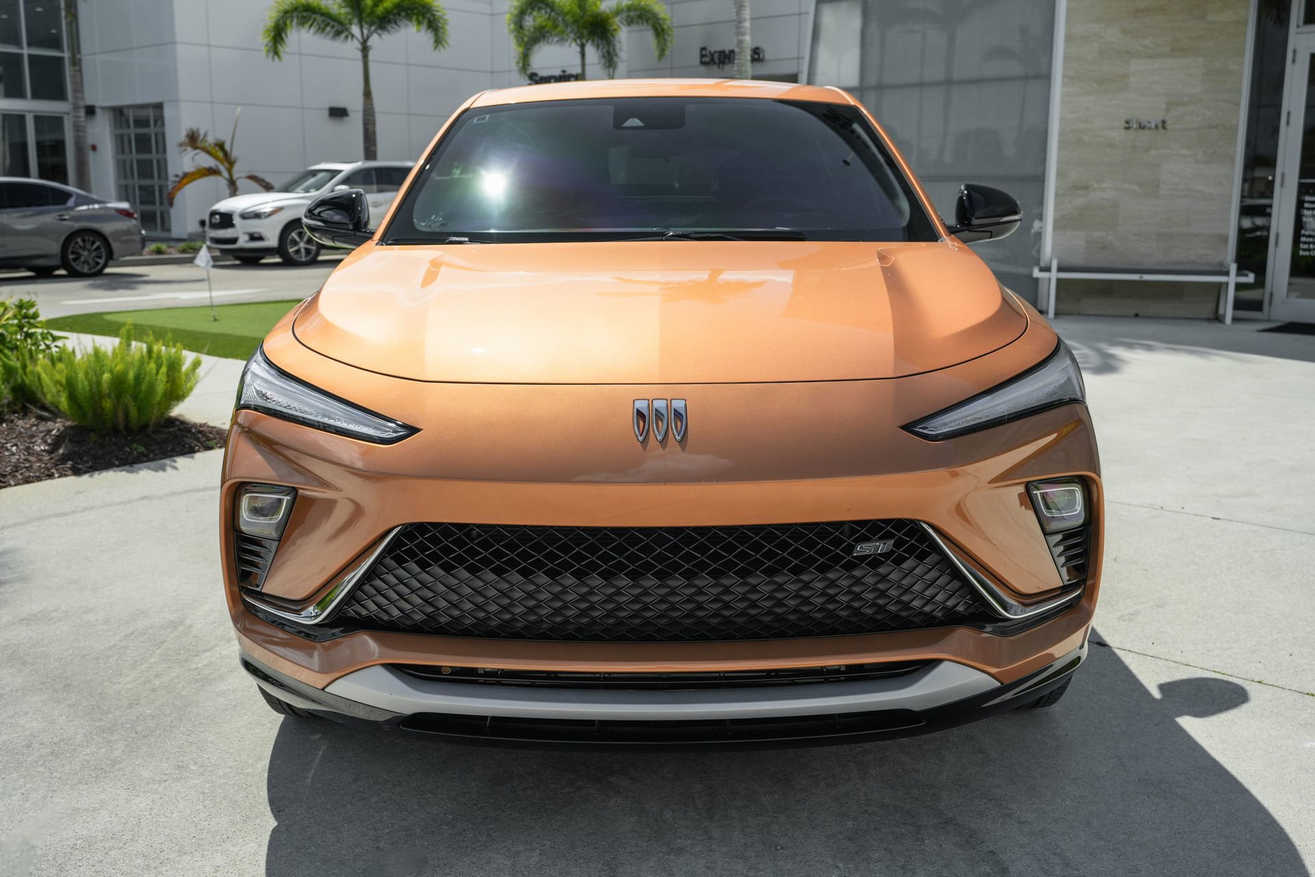 Used 2024 Buick Envista Sport Touring w/ Convenience I Package image 4