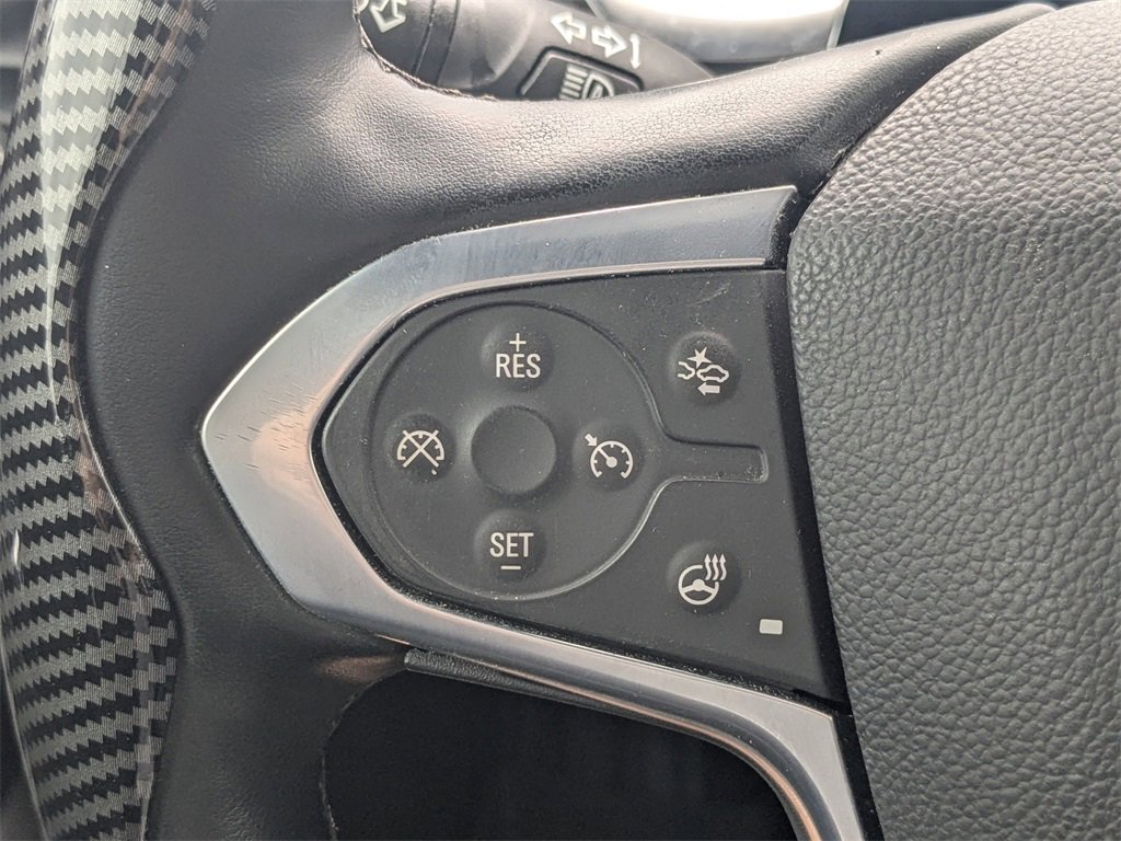 Used 2023 Chevrolet Traverse RS image 29