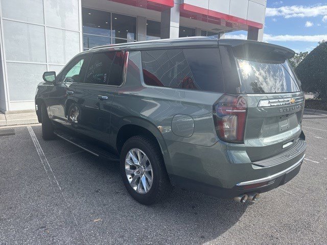 Used 2024 Chevrolet Suburban Premier image 6