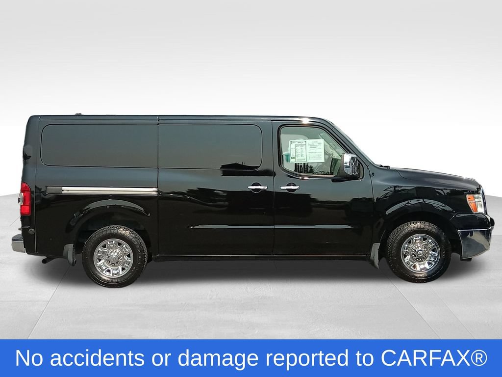 Used 2018 Nissan NV 3500 SL RWD image 2