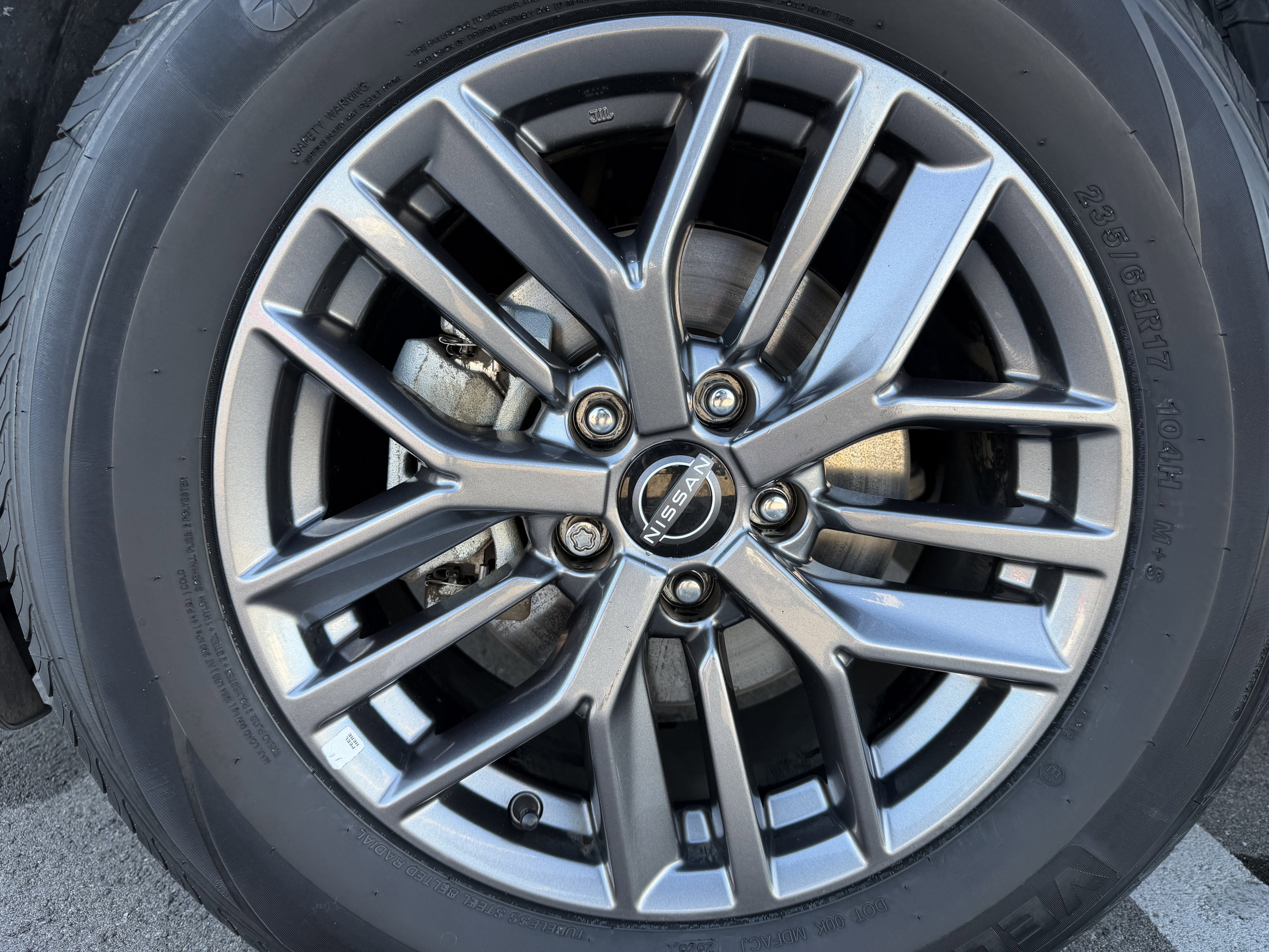 Certified 2023 Nissan Rogue S image 25