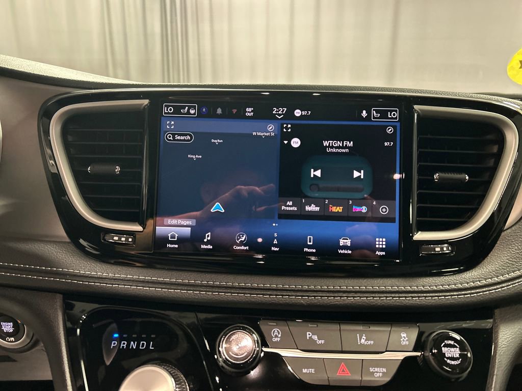New 2027 Chrysler Pacifica Select FWD image 15