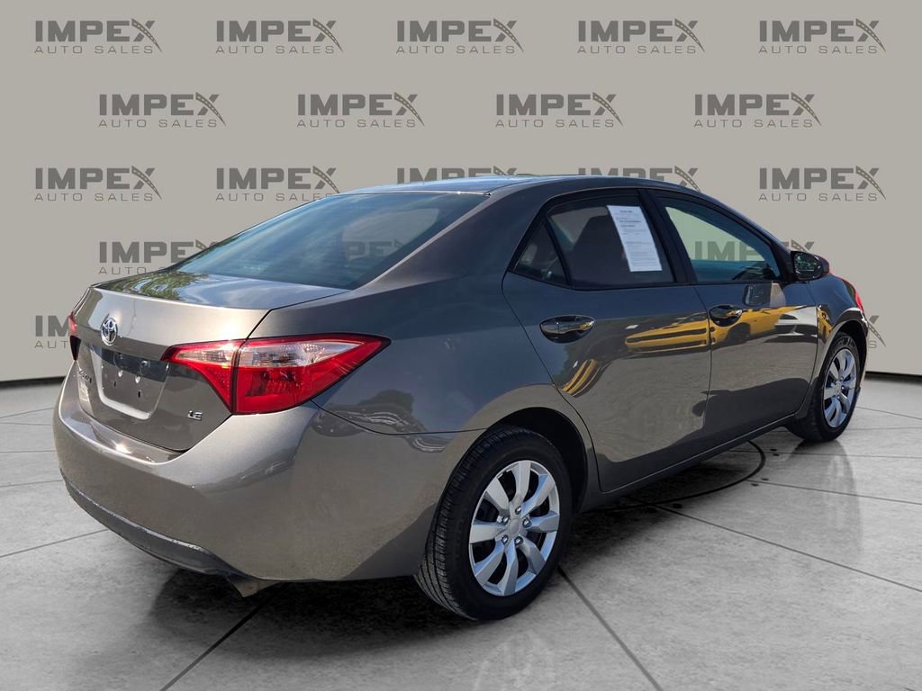 Used 2019 Toyota Corolla LE image 5